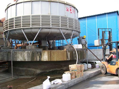 成都中央空調(diào)風(fēng)管清洗廠家 成都中央空調(diào)風(fēng)管清洗廠家